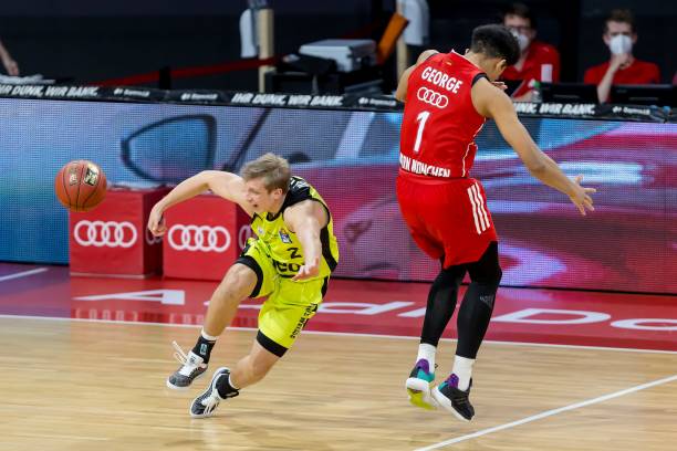 都在逐步深 都在逐步深